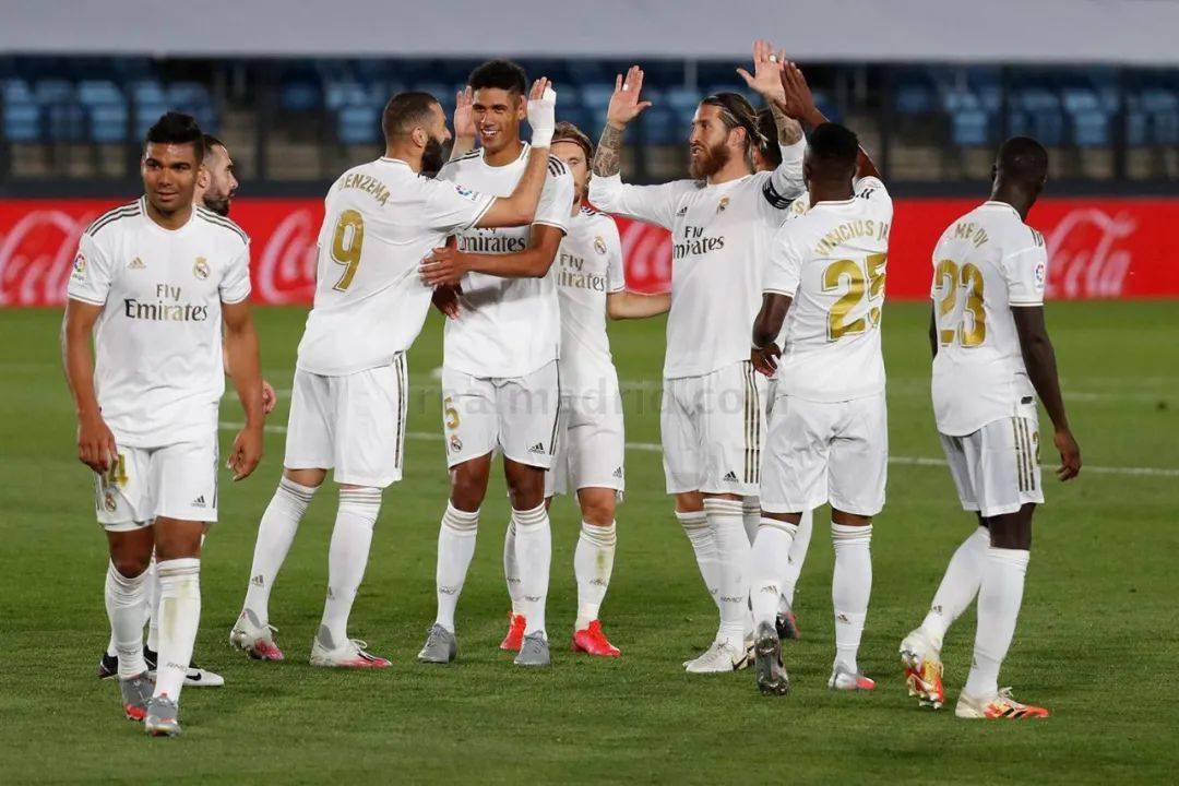 选手们凭借 选手们凭借