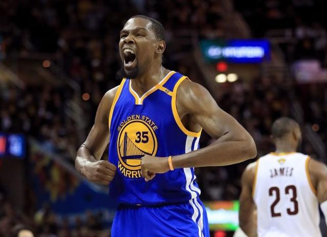 的球员更替 的球员更替