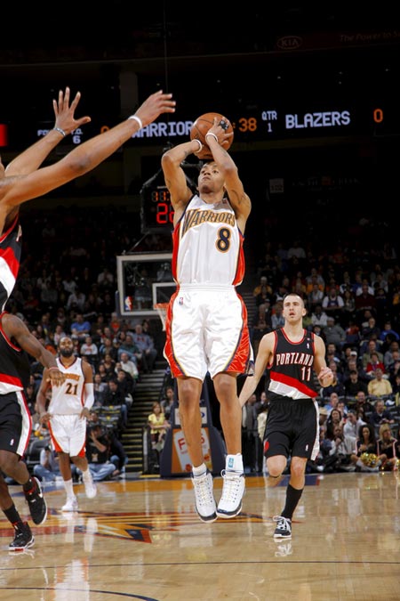 虽然在视频 虽然在视频